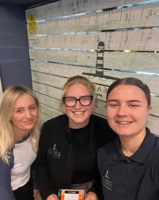 🙌🏻It’s that time of the month again where we celebrate all of our amazing employees! 

🤩This month, winning our employee of the month gift voucher is…. 
😊SKYE!!! 

🫶🏻Massive Thank you to Skye for all of your hard work, your willingness to help and for always having a smile on your face! 

👋🏻When you’re next in, come and say hi to Skye! We know she loves a chat….😜

☺️Enjoy your gift card! 

#employeeofthemonth #employeeappreciation #hospitalityjobs #hospitality #servicewithasmile #servicewithaheart #willingnesstoworkhard #brixhamharbour #brixhammarina #brixhamdevon